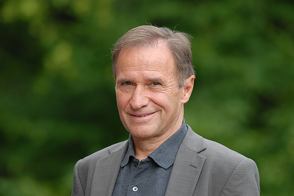 Der renommierte Chemiker, Wissenschaftsjournalist, Bevölkerungsforscher und Buchautor Dr. Reiner Klingholz ist zu Gast bei der ÖDP in Ingolstadt.